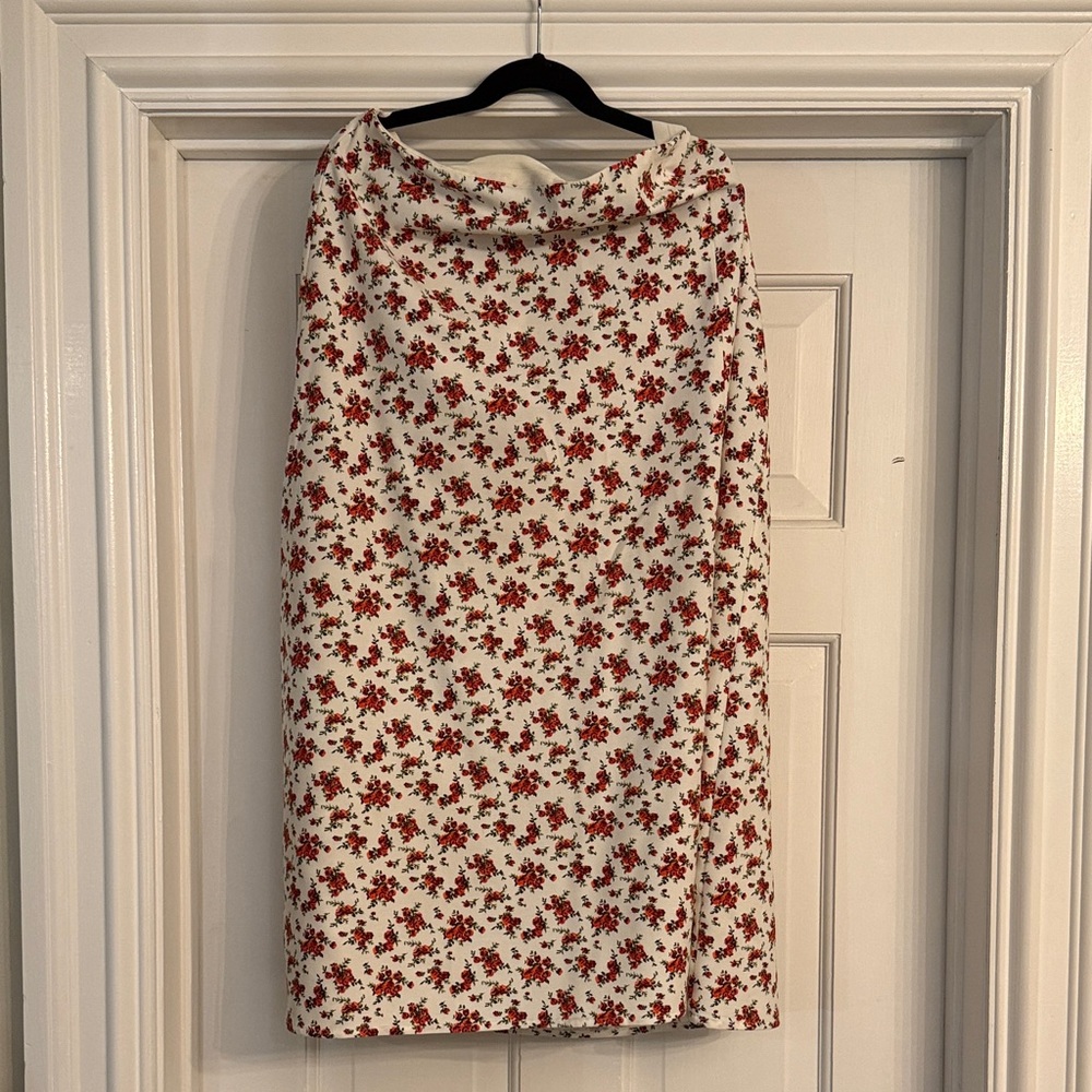 Floral Red and White Women's Skirt